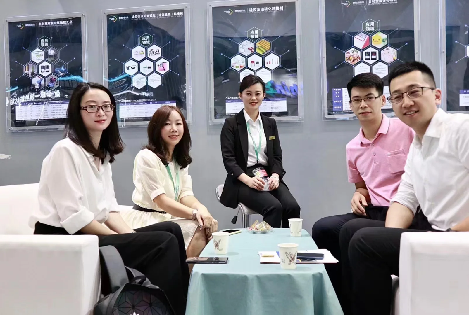 Kanglibang Silk Screen Print Silicone Printing Inks for Silicone Rubber in Silicone Wrist Band, Baby, Medical and Vehicle etc.