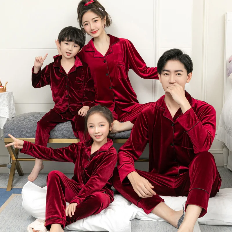 KKVVSS 3642 family of three and four parent-child pajamas gold velvet autumn and winter long sleeve sleepwear children home wear
