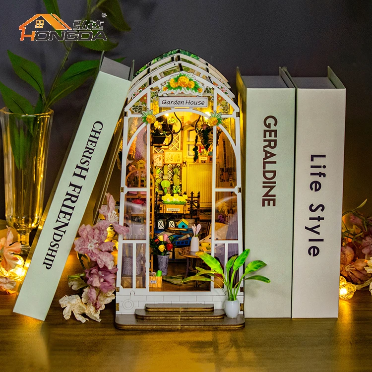 Hongda M2313 3D Wooden Book Nook Miniature DollHouse Diy Book Nook Kit Garden House