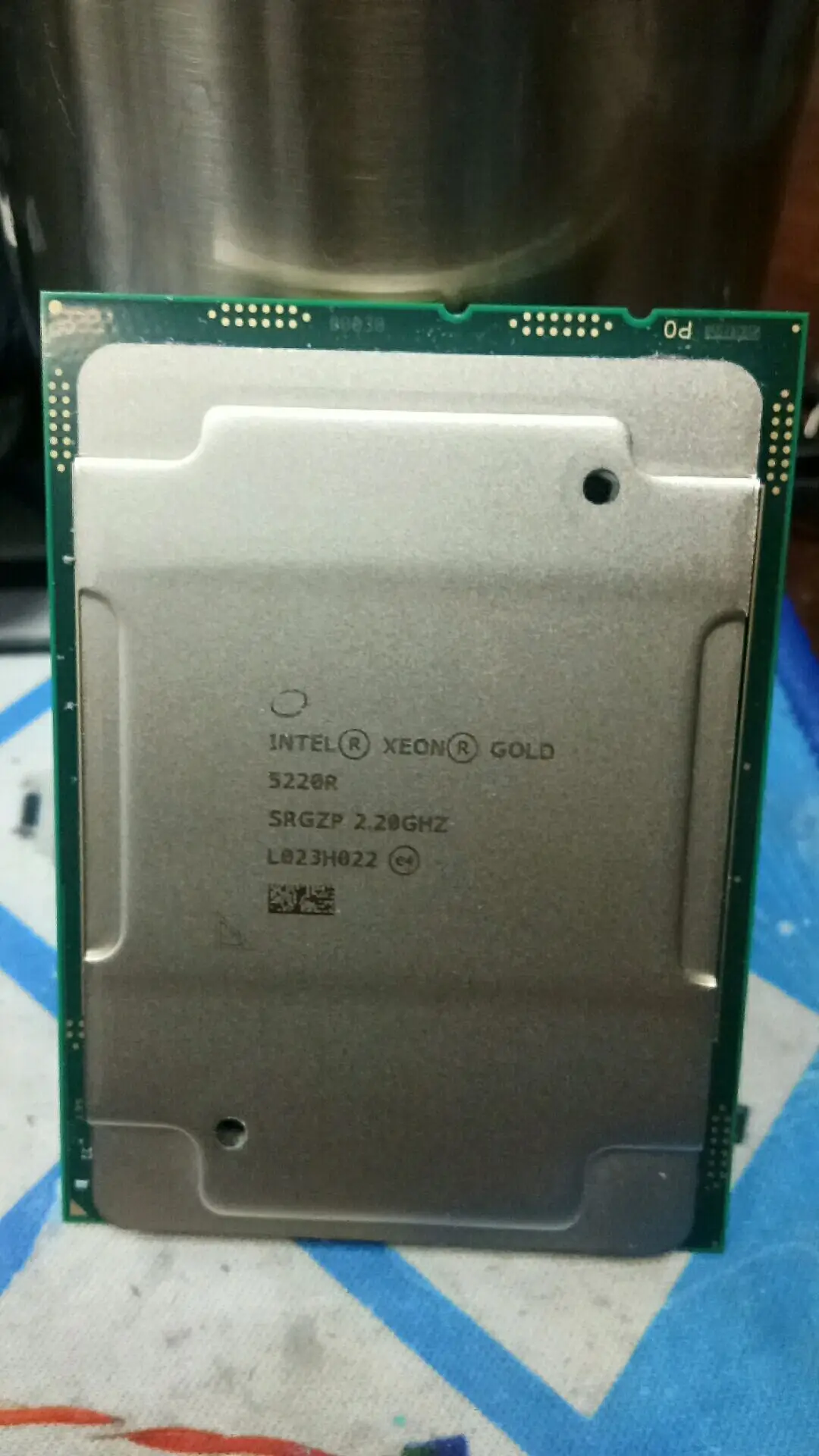 Intel Xeon Gold 5220R Processor 35.75M Cache 2.20 GHz FCLGA3647 Socket Processor for 14gen PowerEdge Serer