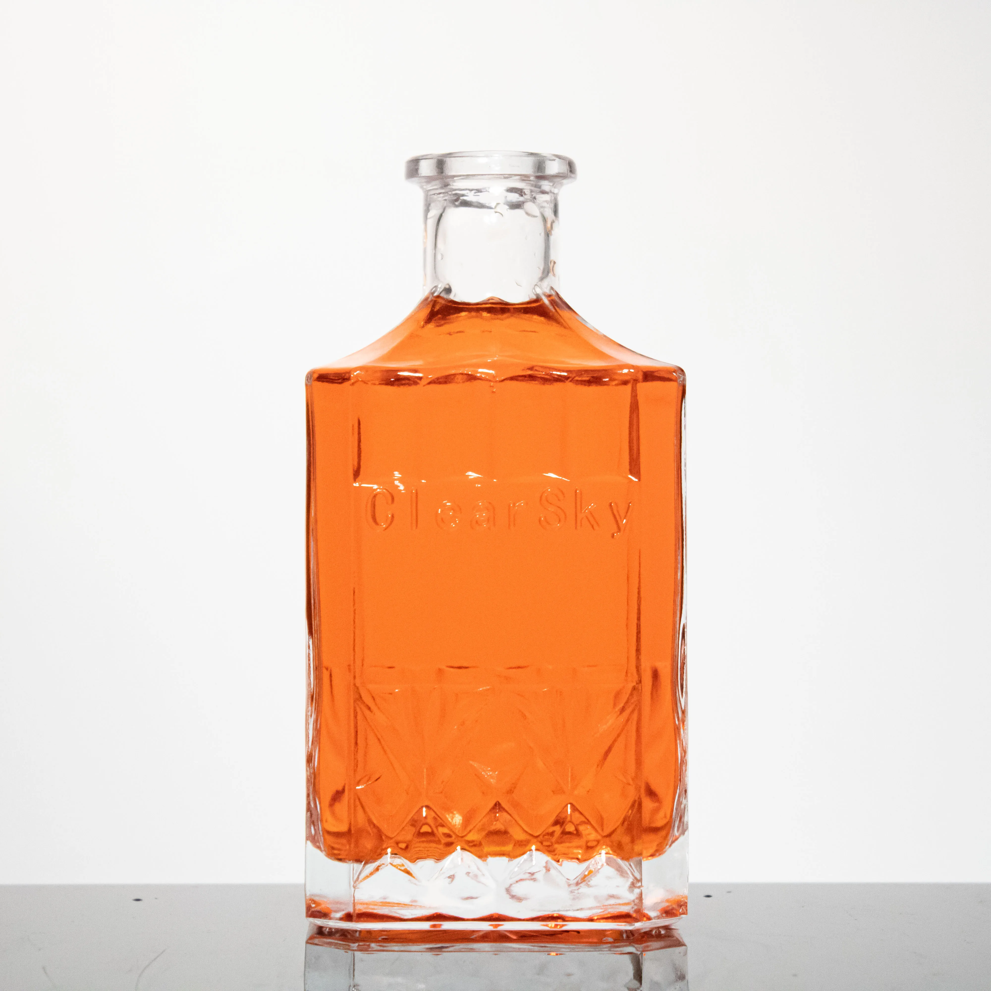 750ml color spraying vodka glass bottle new design round tequila whiskey gin rum brandy vodka spirit glass bottles