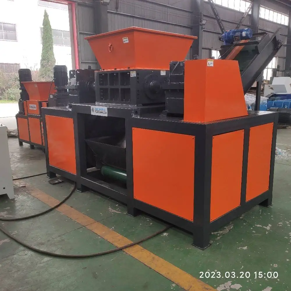 Waste sofa mattress crusher packing bag ton bag cement bag crusher 600 double shaft shredder in stock