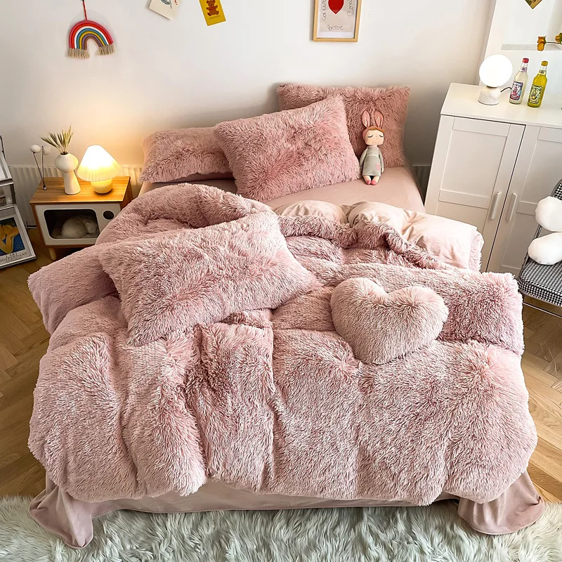 Luxury Ultra Soft 4-piece Plush Down Duvet Cover, Fluffy And Comfortable Duvet Cover Set Coral Velvet Bedding Set