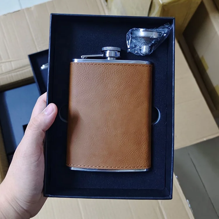 Customized Leather Hip Flask Gift Box Set Wedding Party Gift Stainless Steel Laserable Leatherette Whiskey Hip Flask With Funnel