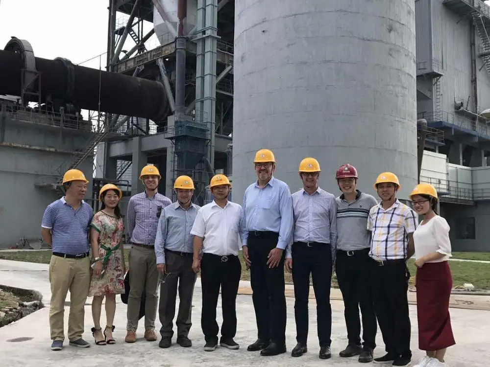 Chinese factory  portland cement type i cement white