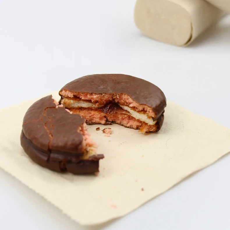 Wholesale in stock cheap 4 ply bamboo toilet paper toilet tissues roll bathroom tissue toilet tissues