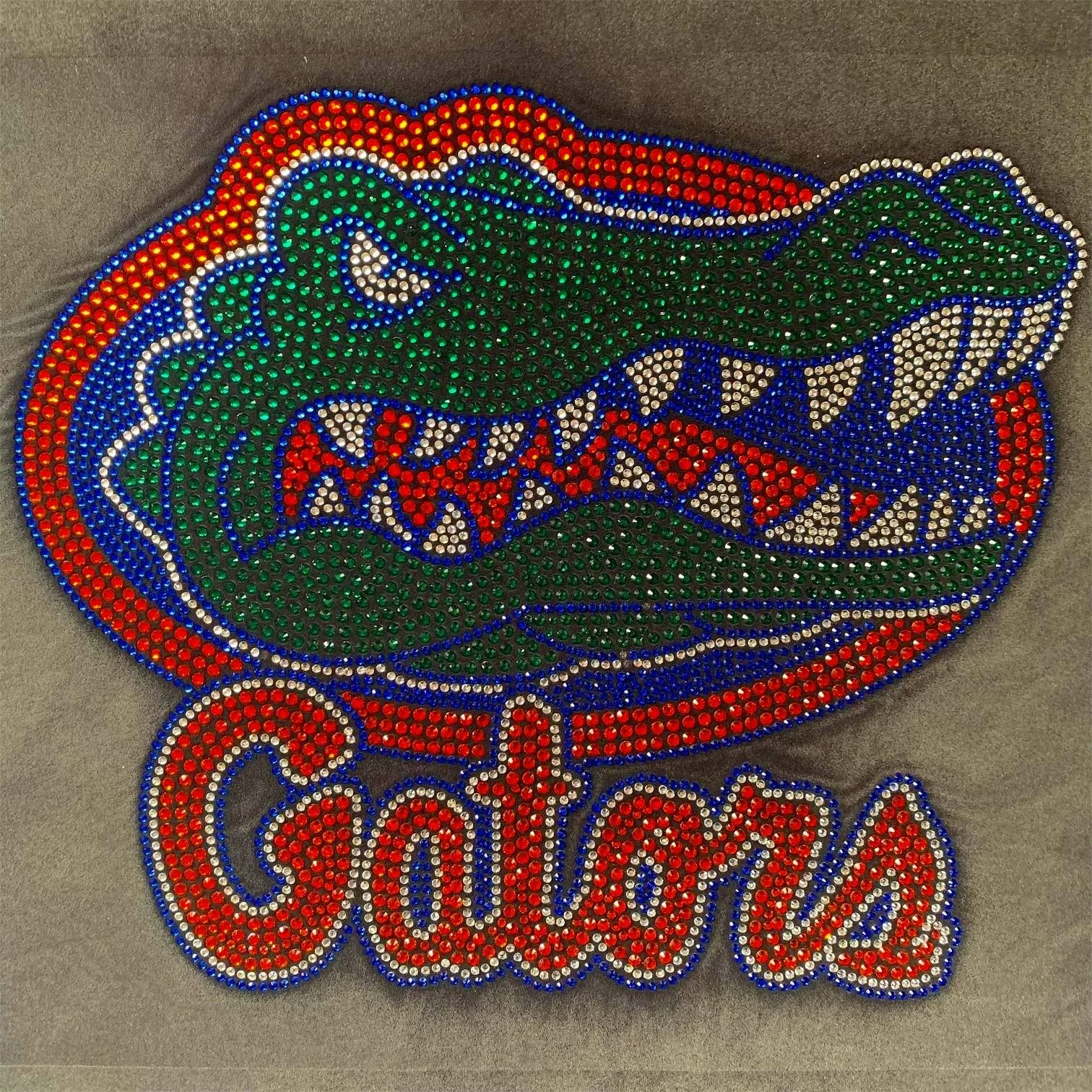 Wholesale Bling Teams Sports Logo Designs Iron On Football Basketball Baseball Hockey Rhinestone Heat Transfer for T-shirts