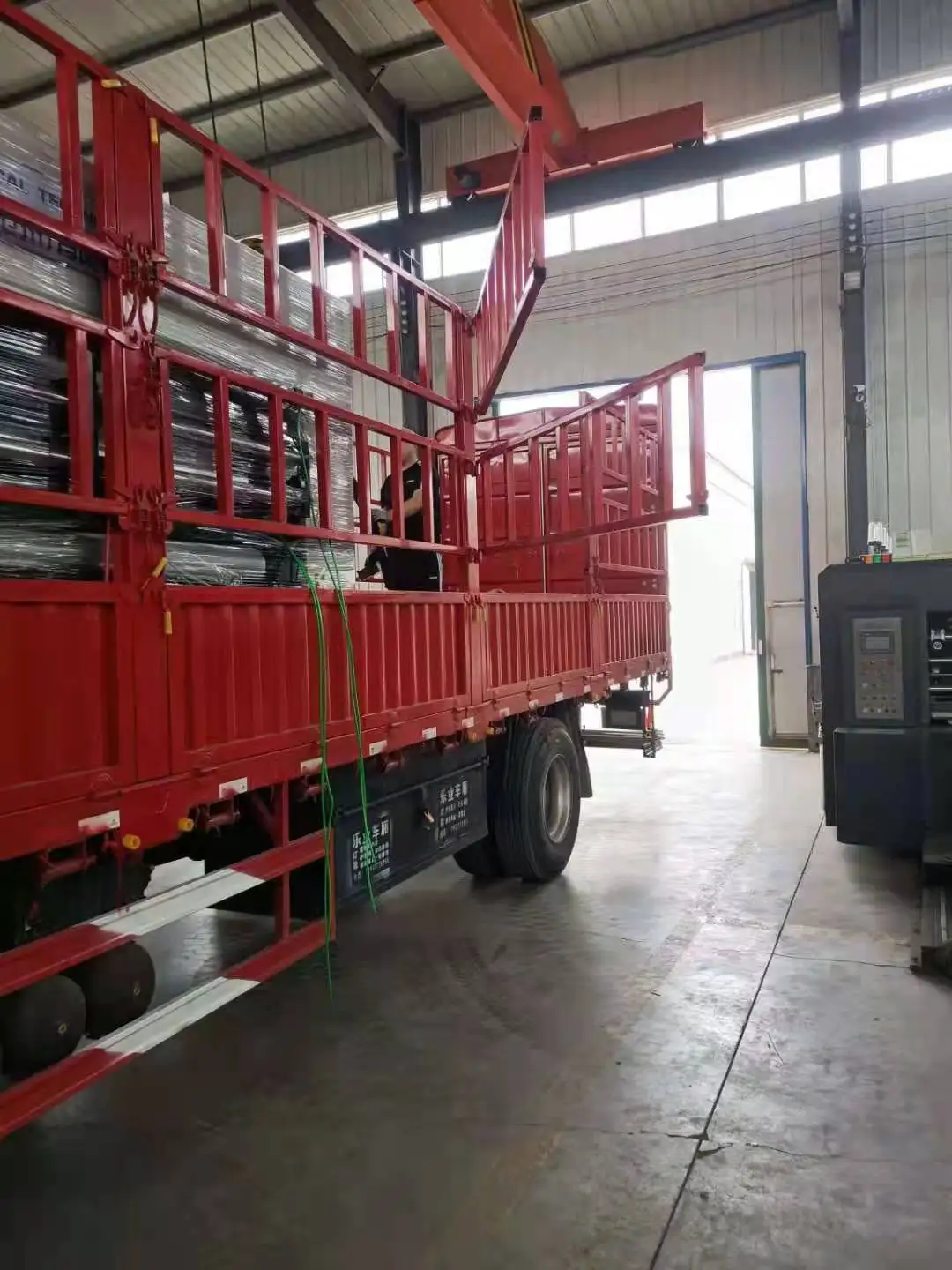 
GYK-920 high speed ink corrugated paper printing division pressure corner cutting and ink slot die-cutting machine 