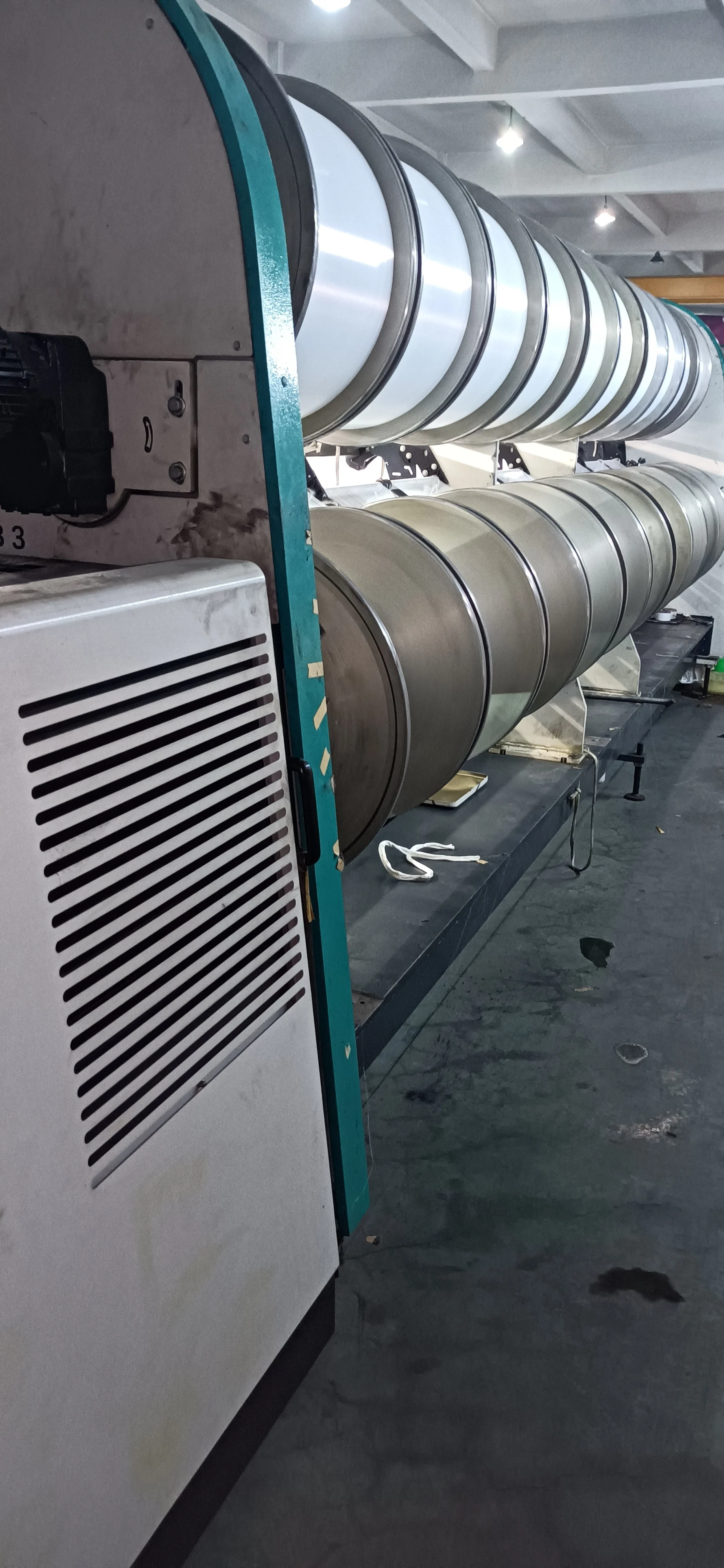 Quality Karl Mayer Textile High Speed Needle Warp Knitting Machine