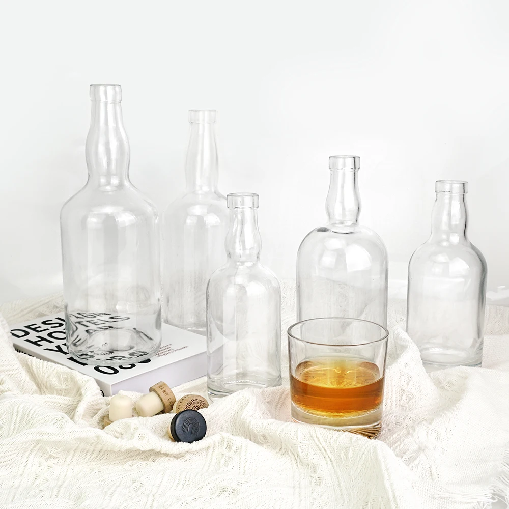 Empty  Glass Liquor Bottle 700ml 750ml Clear Gin Whiskey Vodka Liquor Spirit Bottle for Liquor Rum