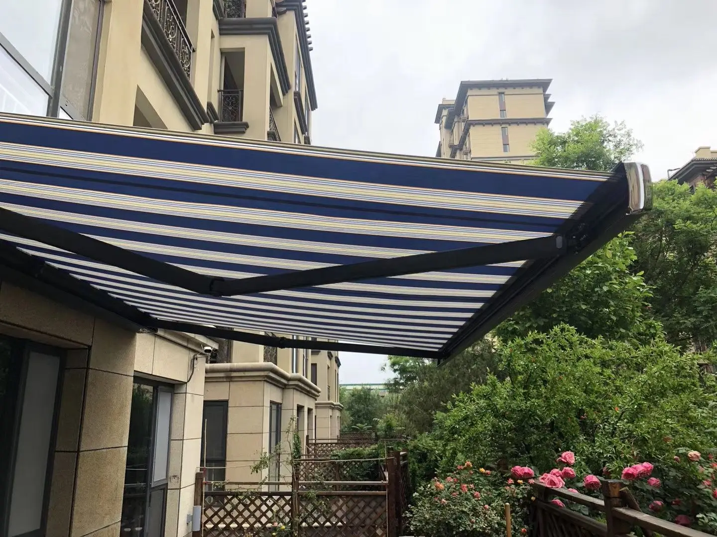 Awning Manufacturer