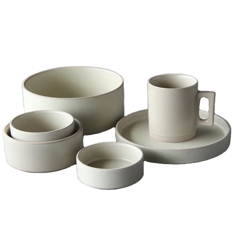 Round Porcelain Tableware Matte Khaki Korean Style Wholesale Plates Set Colorful Mexican Ceramic Dinnerware Sets