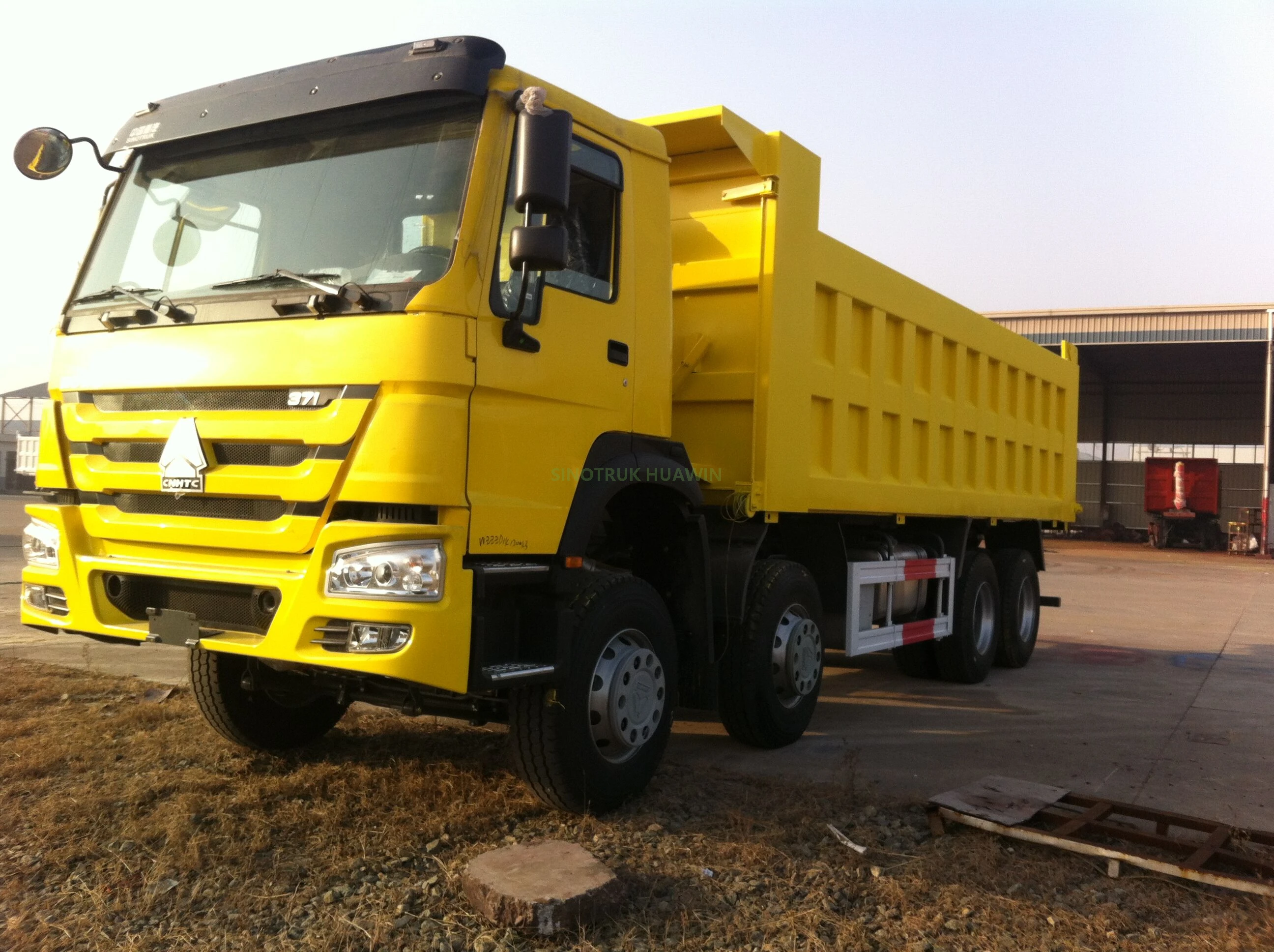 SINOTRUK BRAND NEW HOWO-7 SINO TRUCK 6*4 Wheeler 30 Cubic Meters HOWO 40tons 8x4 Dump Tipper Truck