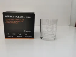 1981 whisky themed wine glass with lead-free crystal glass and high temperature cleaning resistance