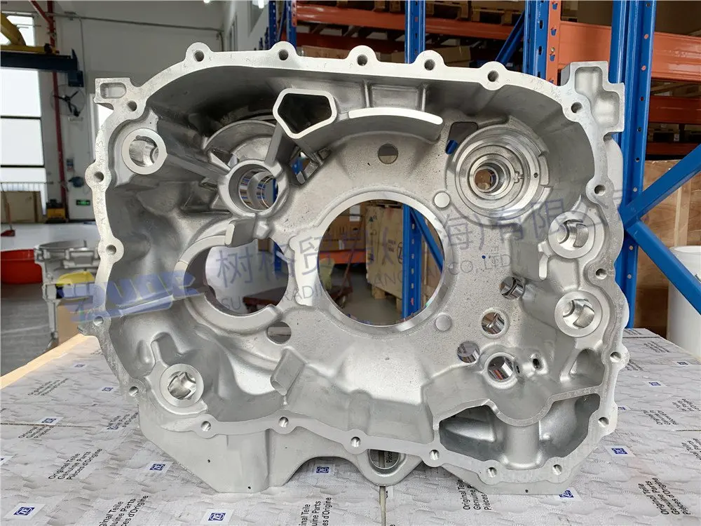 
MAN TRANSMISSION ZF ECOSPLIT4 TRANSMISSION 16S2230 16S253016S2531TO - MAIN HOUSING 1325201031 