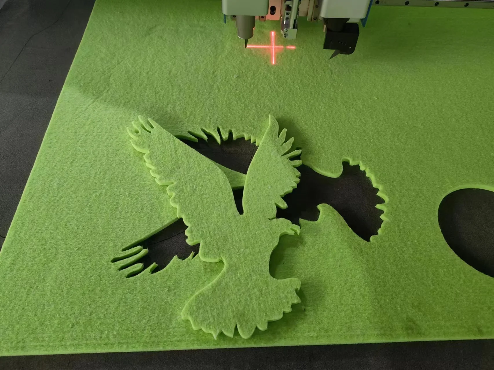 Deveup Polyester Fiber Felt Cutter PET Acoustic Panel Engraving Grooving Slotting Cutting Machine