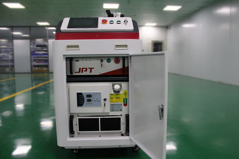 CNC Metal Laser Welding Machine For Metal Portable Laser 1500w