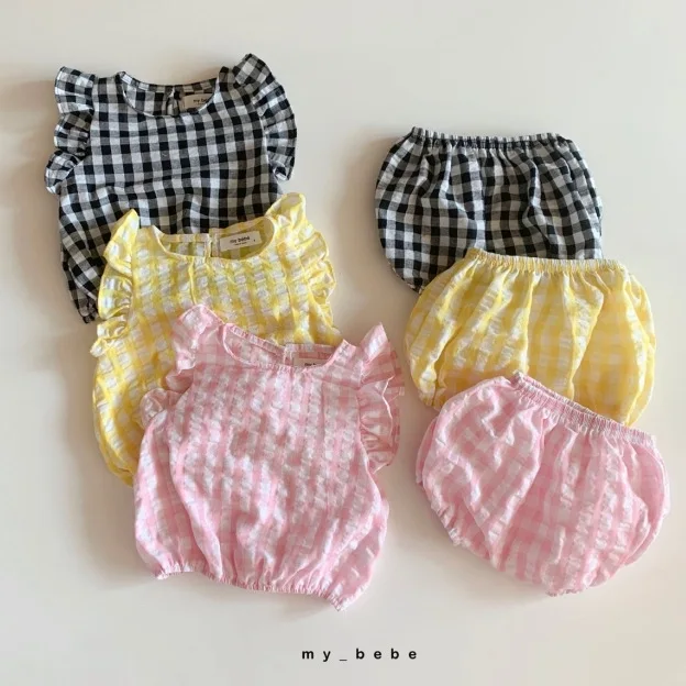 Hot sassy seersucker baby summer refreshing plaid short-sleeved suit girl flying-sleeved shirt lantern shorts casual outfit
