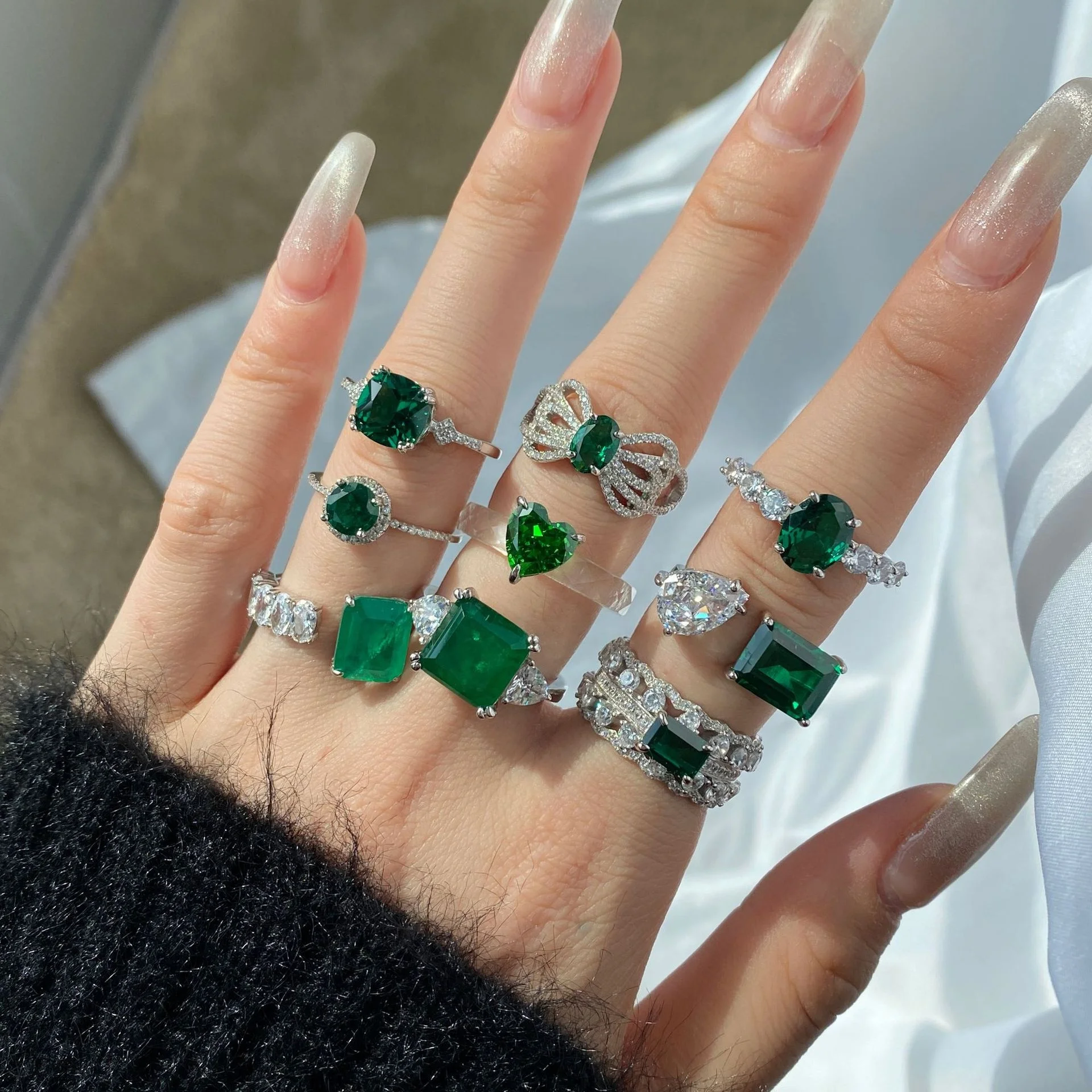 Fashion Rings 925 Silver Jewelry for Women Oval Emerald Ruby Zircon Gemstones Ornaments Finger Ring Wedding Party Gifts