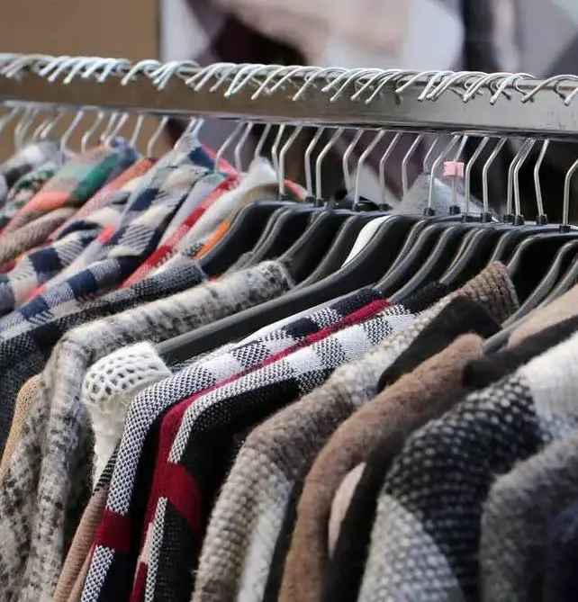 Wholesale Stock Bulk Breeks Used Clothes Supplier In Malaysia Men Short Pants In 100kg Per Bales