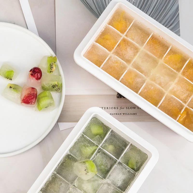 Multi-Purpose Food Storage Containers Extra Large Thick Soup Freezer Tray With lid Square Easy Release Silicone Ice Cube Trays