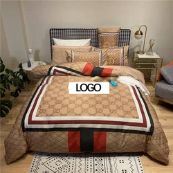 2021 Wholesale Famous Brand Designers Super King Size Bedding Set bed skirt