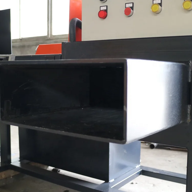 Horizontal constant-weight wiping rags compress machine bagging machine