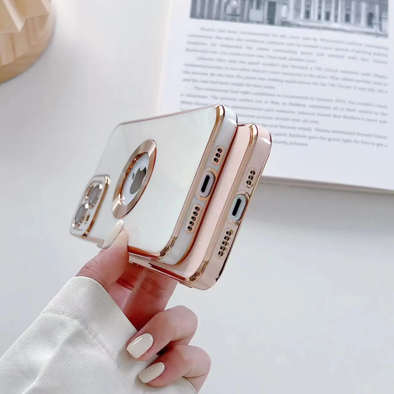 Luxury Soft Electroplated Phone Case for iPhone 14 Pro Max 13 12 11 XS X XR 7 8 Plus Hollow Out Silicone Cases Cover