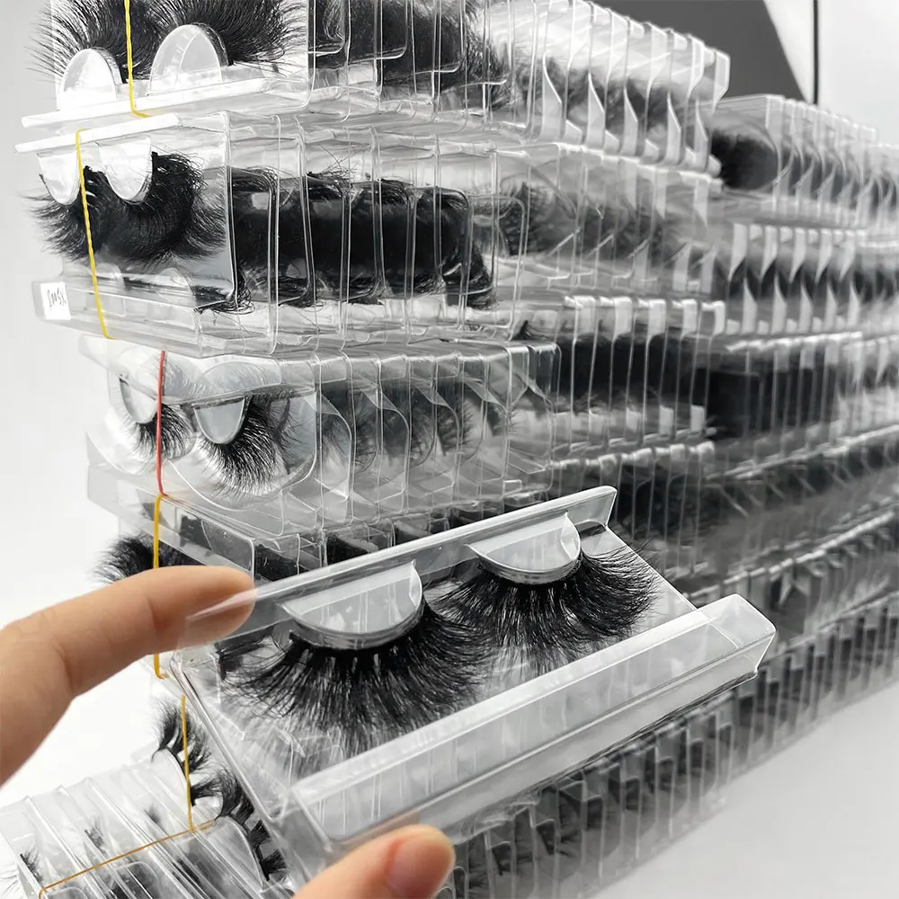 Abonnie 2023 Top Quality 25mm Mink Eyelashes 3d Eye Lashes Soft Natural Private Label Thick Mink Lashes Wholesale