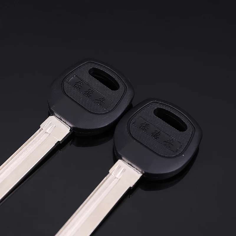 wholesale factory price good quality door key blank with plastic handle universal blanks keys
