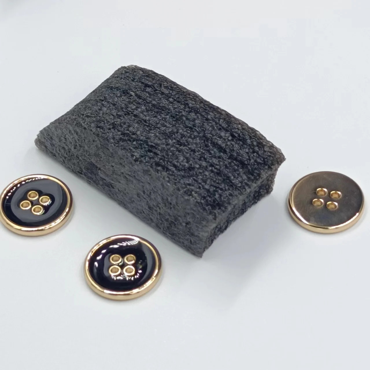 Best Selling Quality metal 4 holes sewing buttons for clothing