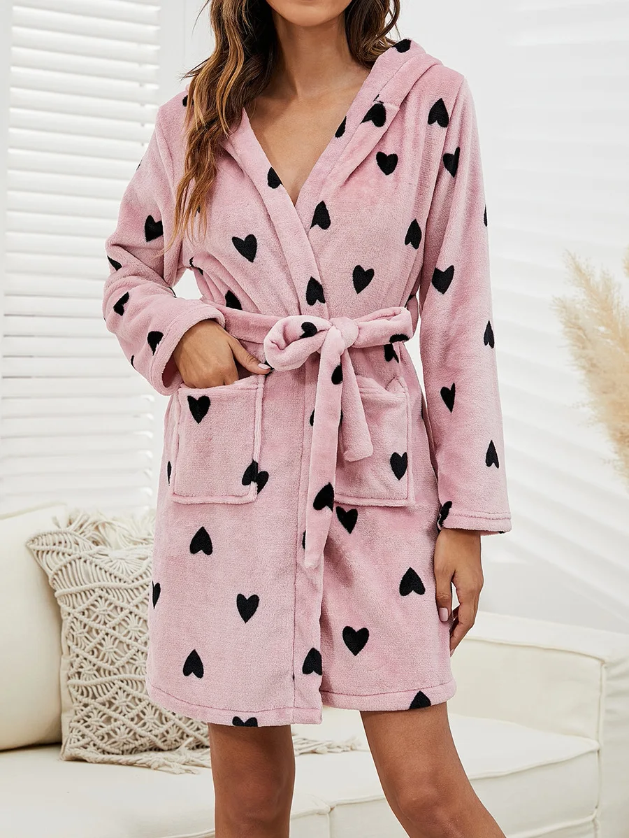 Mid-length Warm Bathrobe Sleepwear for Winter Soft Flannel Coral Fleece Women Robe