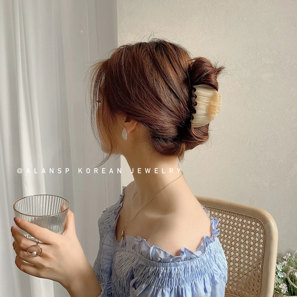 Черно-белая шахматная полукруглая задняя головка MuXi ins, захватывающий зажим, женский темперамент