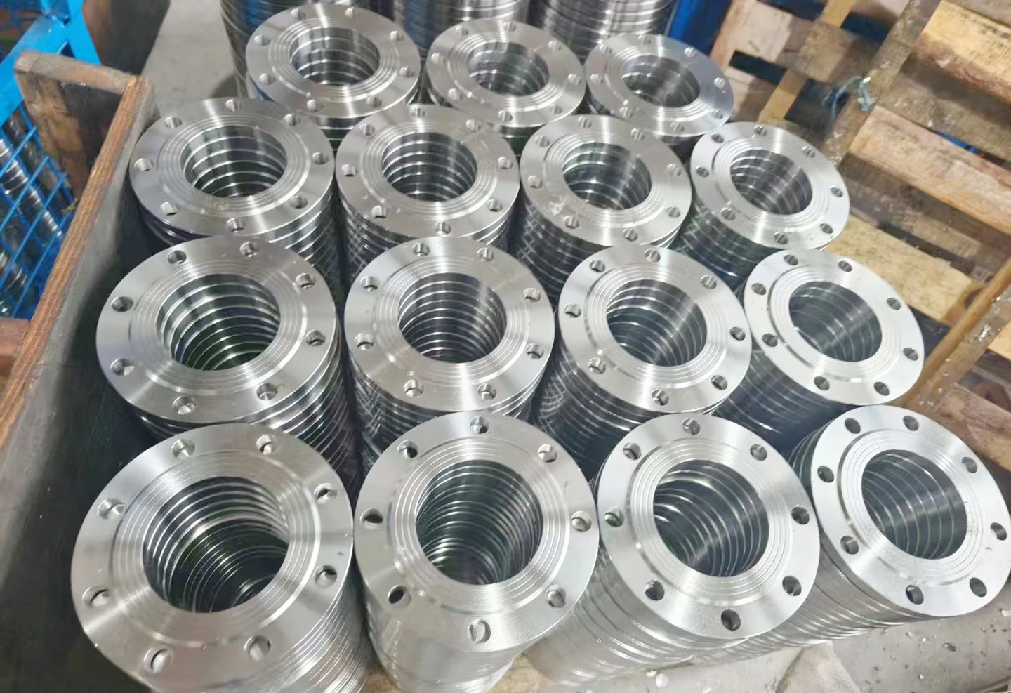A105 ANSI 150lb RF WN Flange SCH 80 Steel and Stainless Steel JIS/DIN/ISO/GB/JPI Standards Slip On/Weld Neck Type