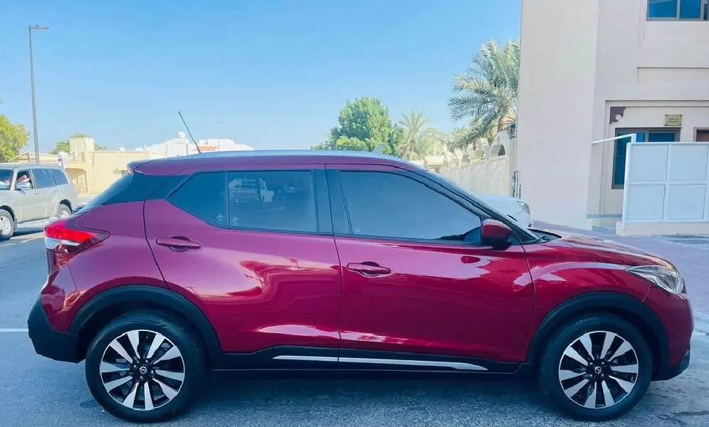 Оптовая продажа модель Nissan 2023 1 5 л новые газовые внедорожники подержанные автомобили