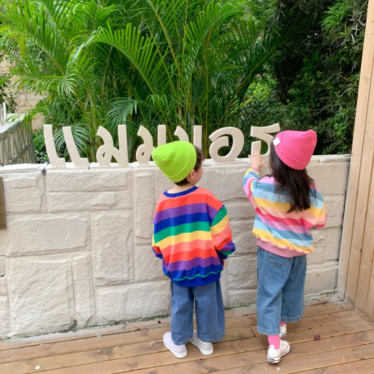 
YY10251G New arrival girls rainbow color kids long sleeve stylish loose fit hoodie 