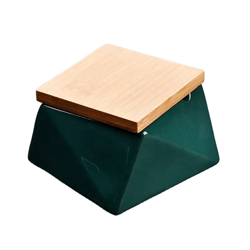 
Dustproof color ashtray geometric shape with bamboo cover fashion innovative personality cheap cigar ashtray 