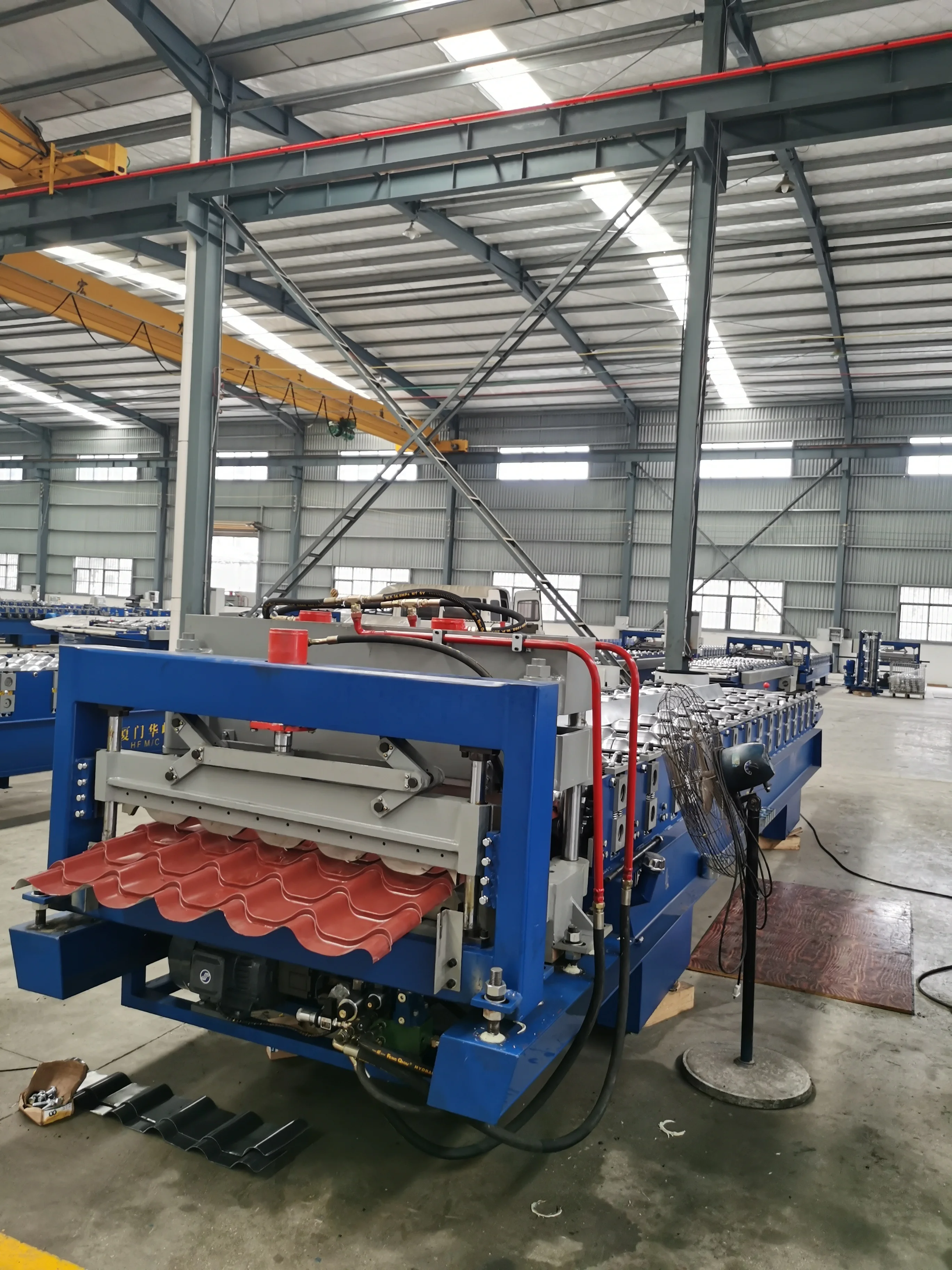 Construction Hot Selling Color Steel Automatic Tile Making Machine