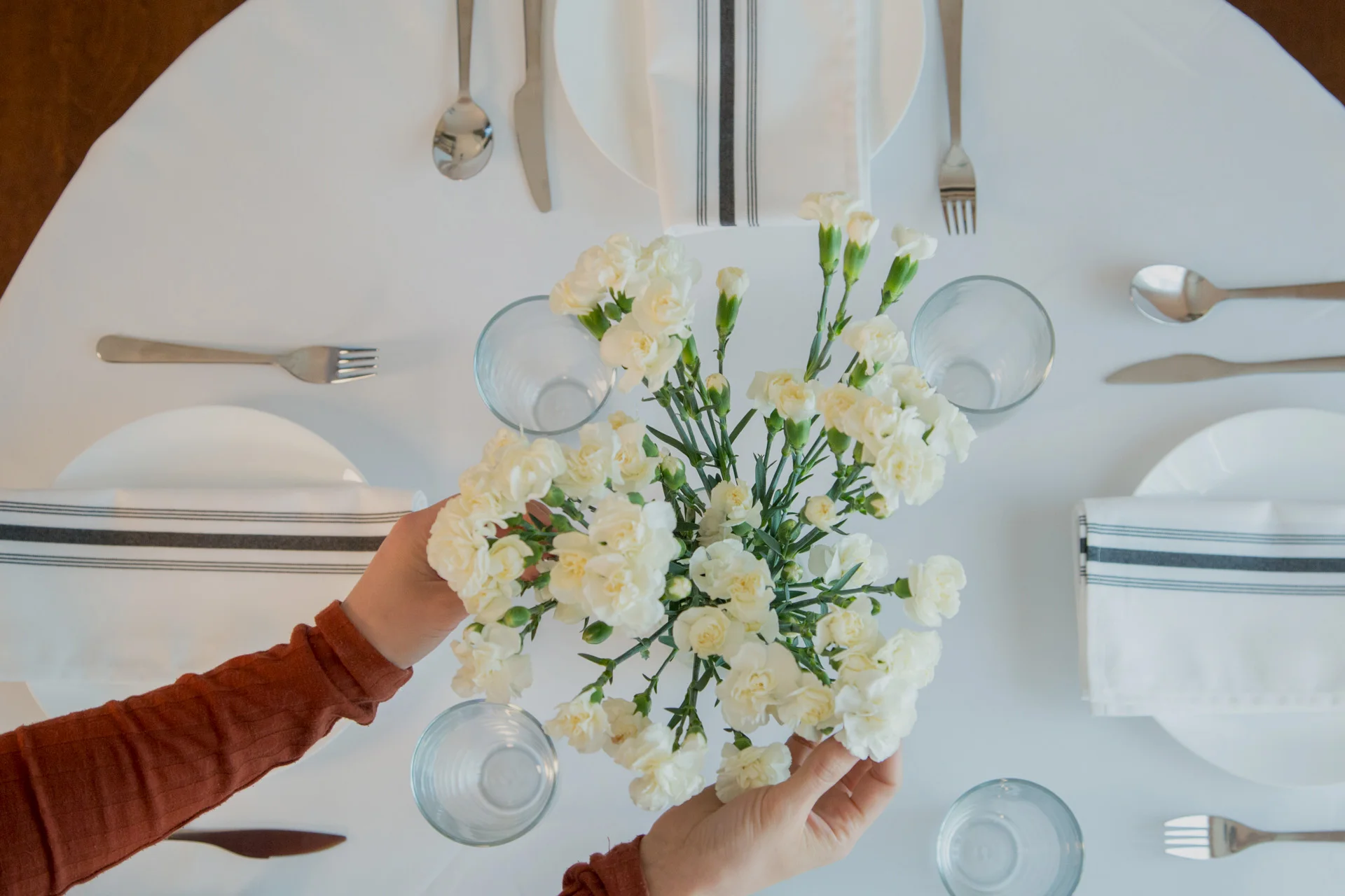 Wholesale 120Inch high quality 100% polyester round tablecloths decoration banquet wedding table cloths