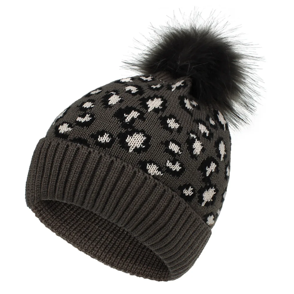 Wholesale New Style Women Leopard Knitted Beanie Hat Winter Warm Knit Hats With Pom Pom