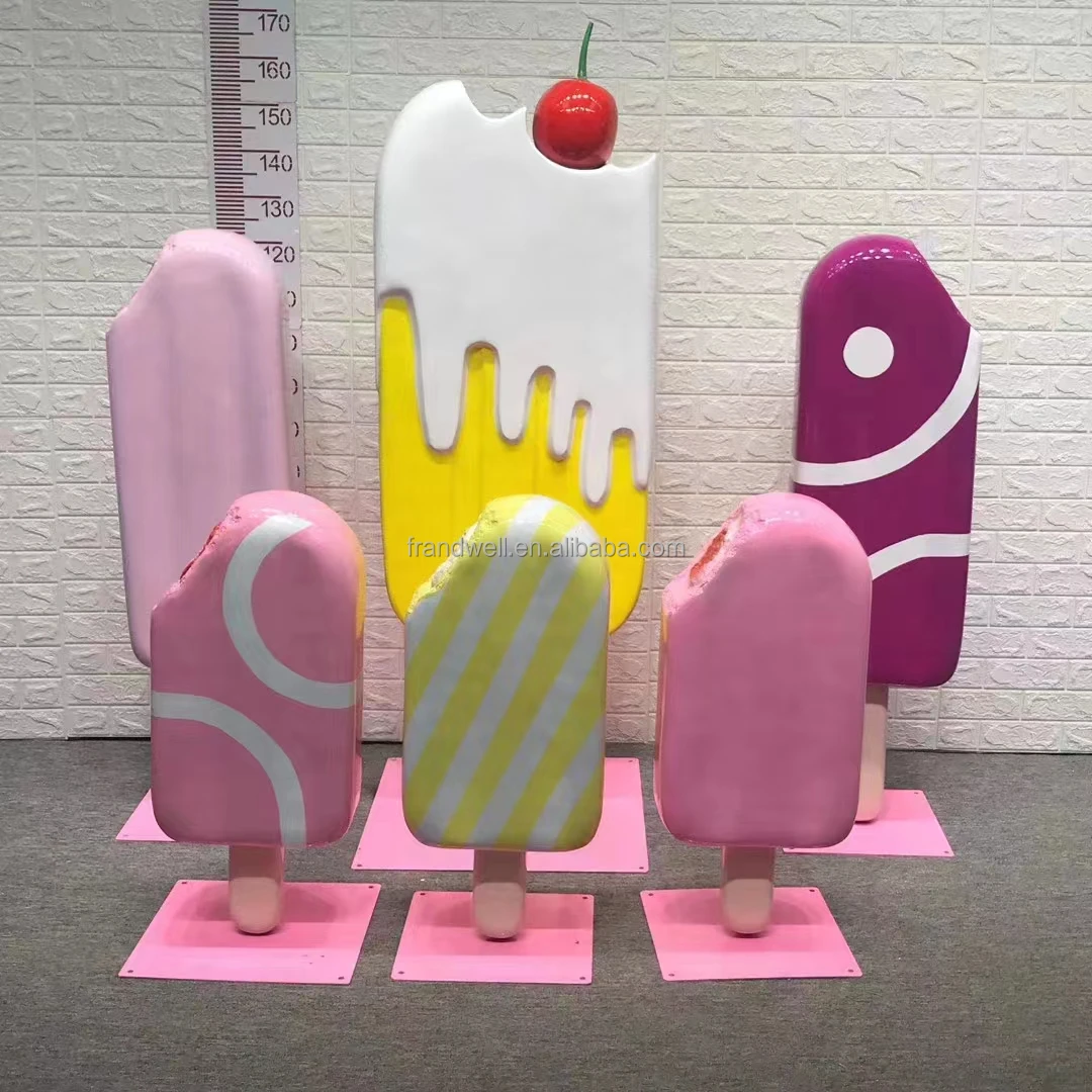 Christmas giant ornaments fiberglass resin pastel macaroon donuts props candy lollipop sculpture for candyland decoration