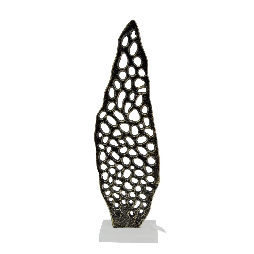 Металлические и мраморные предметы для украшения стола дома офиса