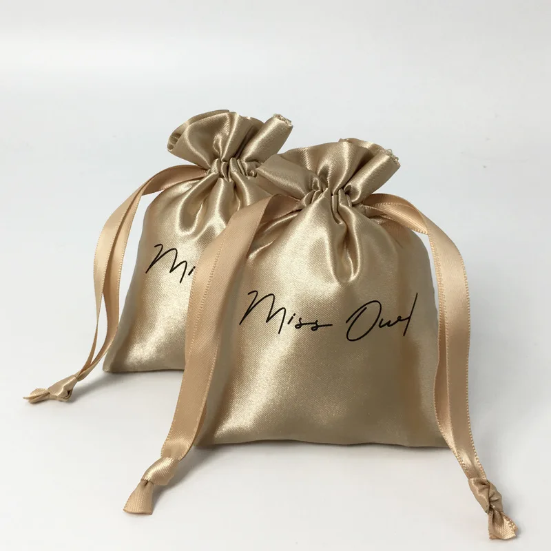 satin gift pouch (1).jpg