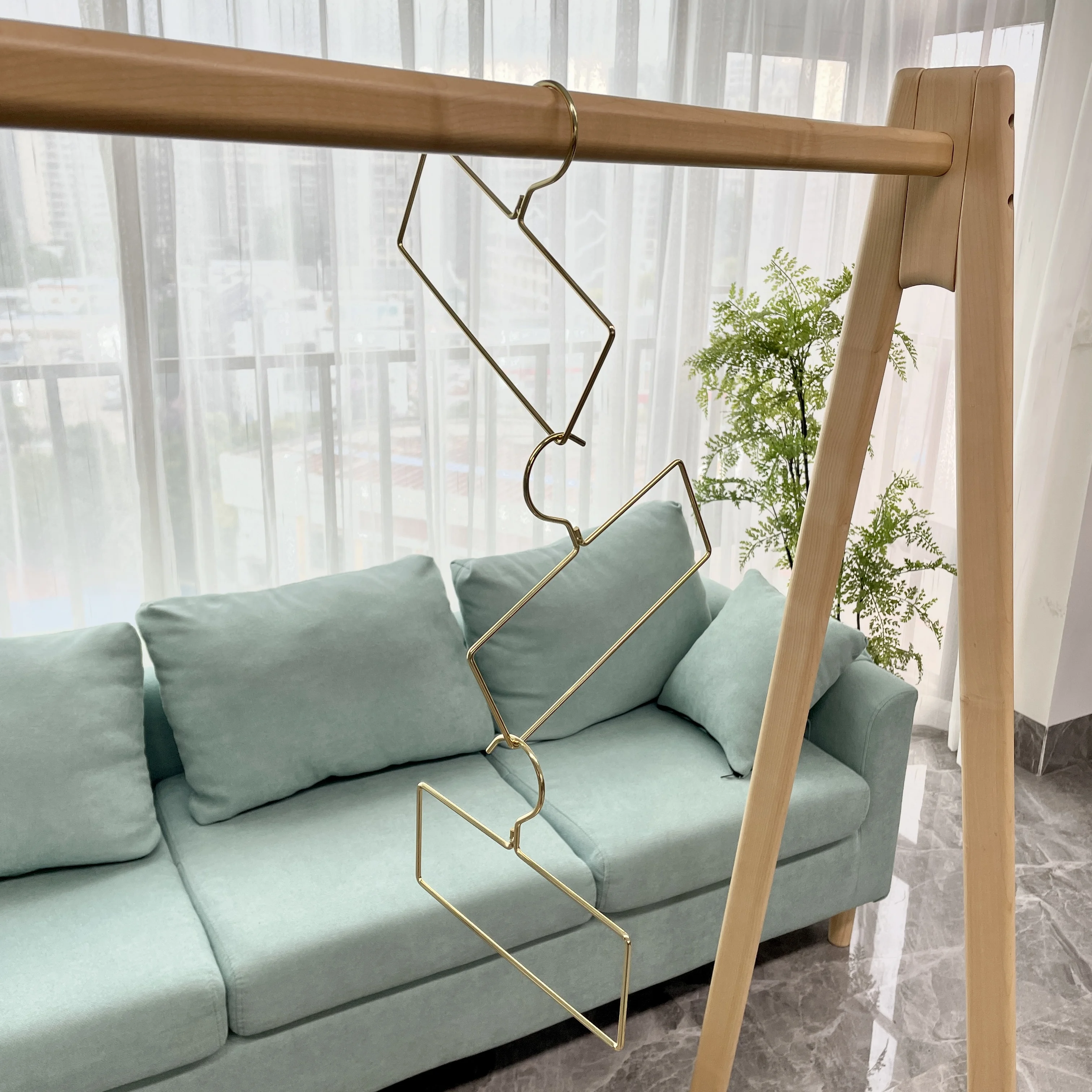 Ceintre or Gold Placard Nice Customized Gold Square Hanger Scarves Rectangle Metal Clothes Scarf Hanger for Scarf