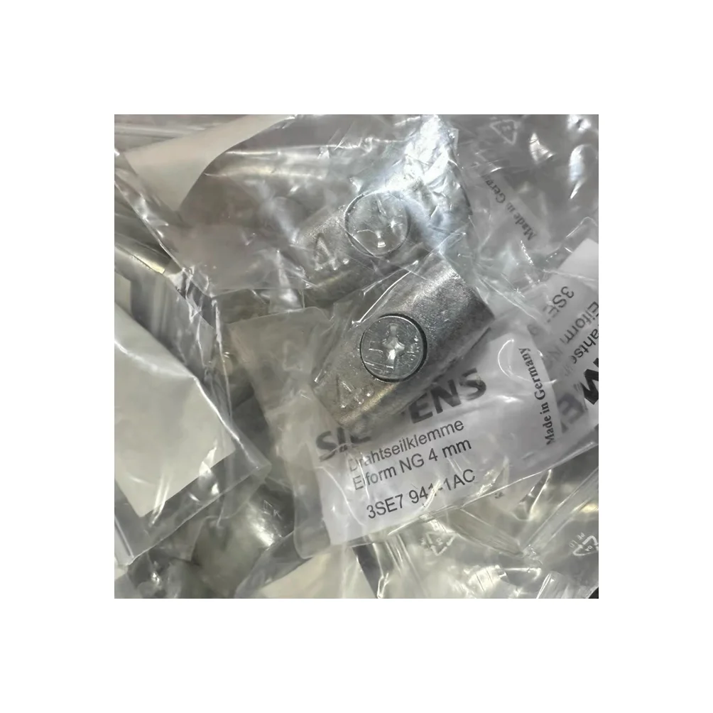 NEW and ORIGINAL SIE-MENS 	3SU1 Button indicator 	3SU1000-0DB10-0AA0-ZY11