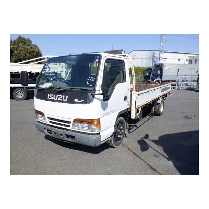 Used isuzu light trucks for sales with three seats and two doors