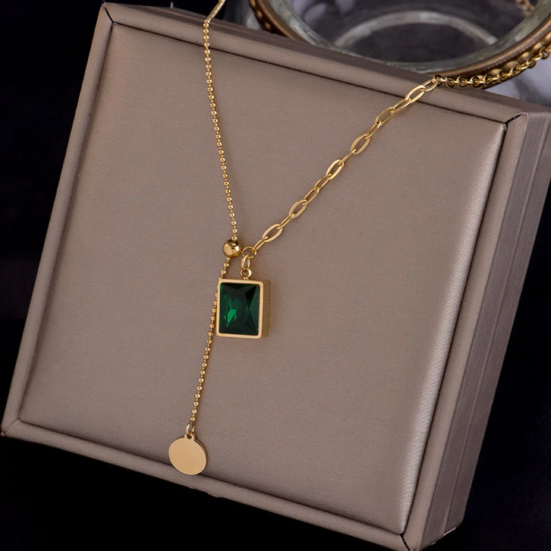 Retro Emerald Stitching Clavicle Chain Niche Adjustable Necklace Cold Wind Titanium Steel Necklace