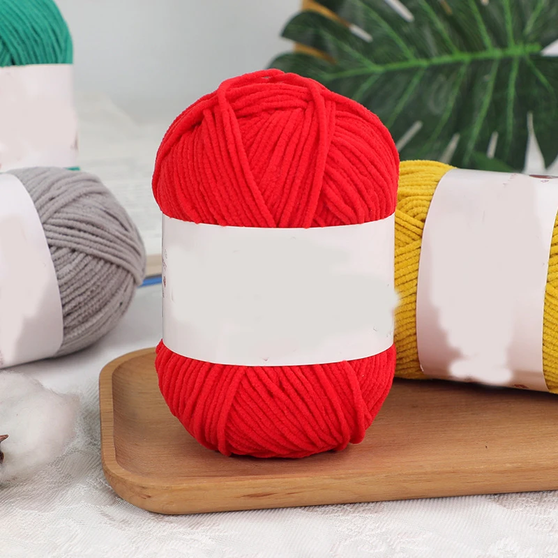 Charmkey hot sale Blankets soft  Yarn  100% polyester Chenille Yarn for Crocheting