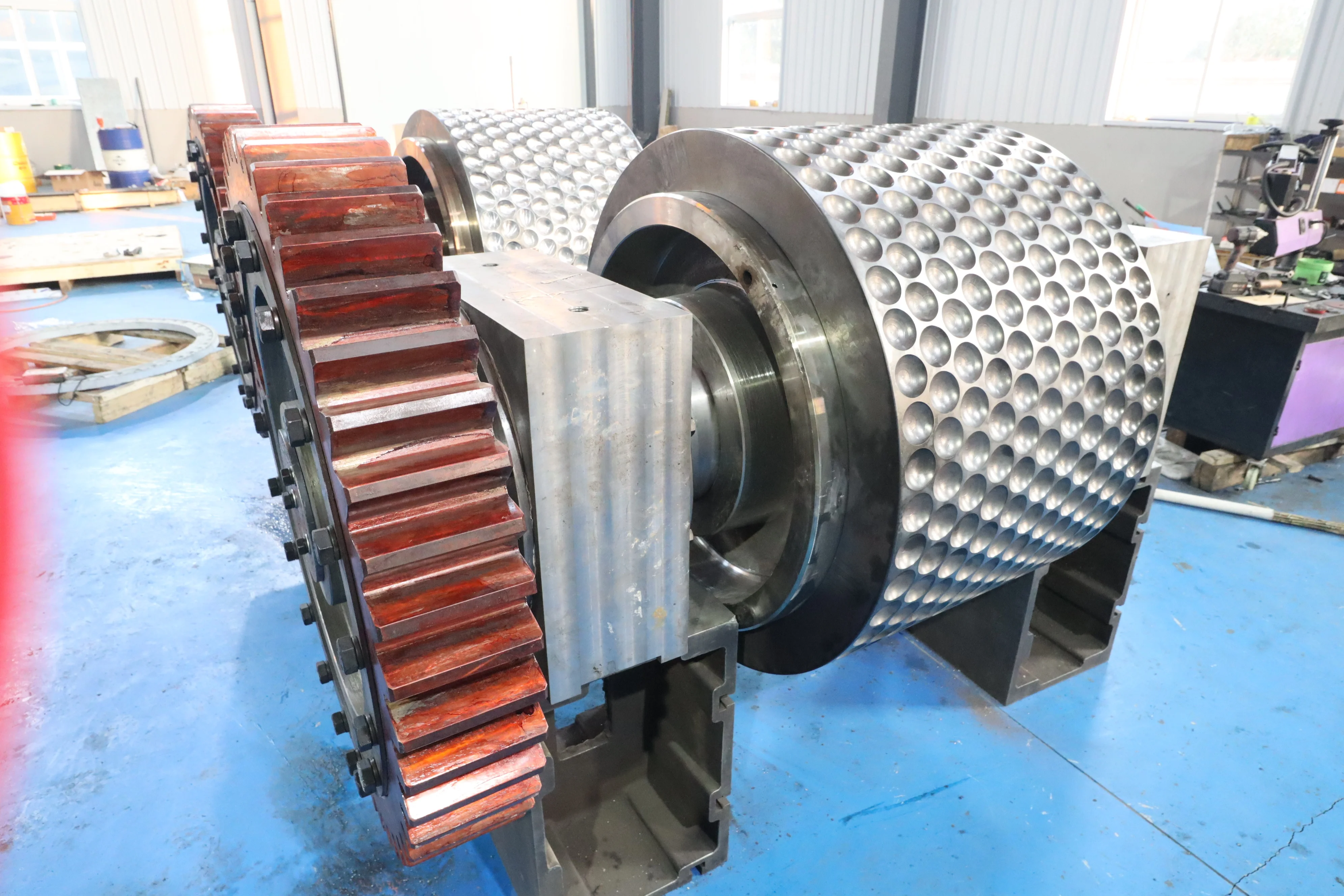 China Brand High Rigidity Good Wear Resistance Alloy Steel Crusher  Dimpled Roller Shell