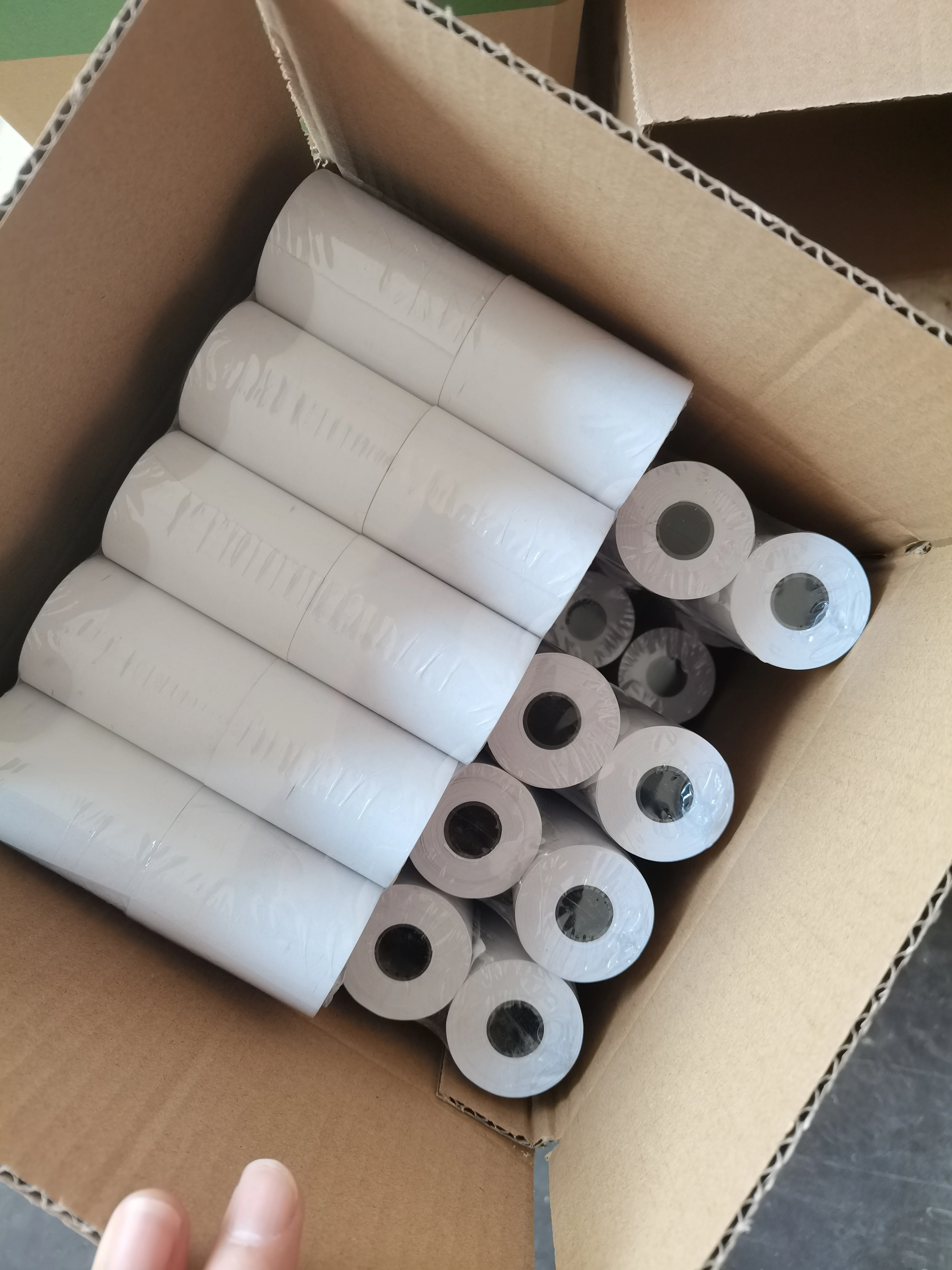 Thermal Roll Paper Cash Register Paper Factory Direct Sale 57x40mm High Quality Customize